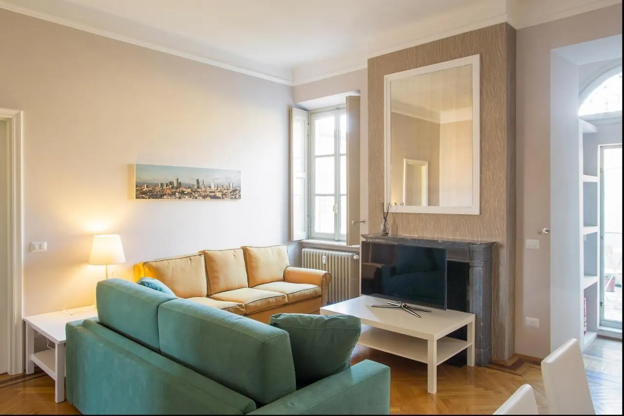 Suitelowcost Spiga Milan Italy